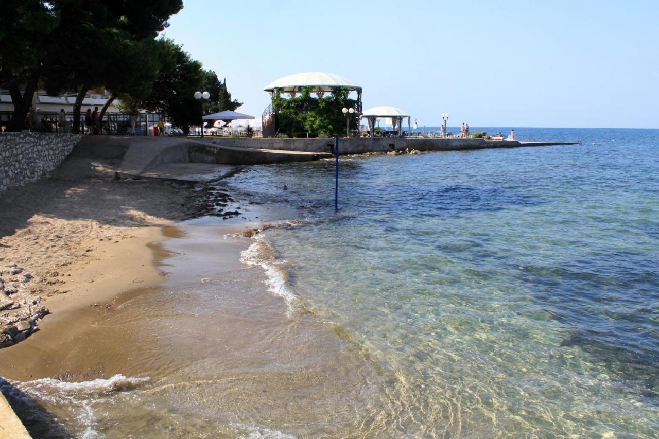 Apartments With A Parking Space Umag - 7066 ภายนอก รูปภาพ