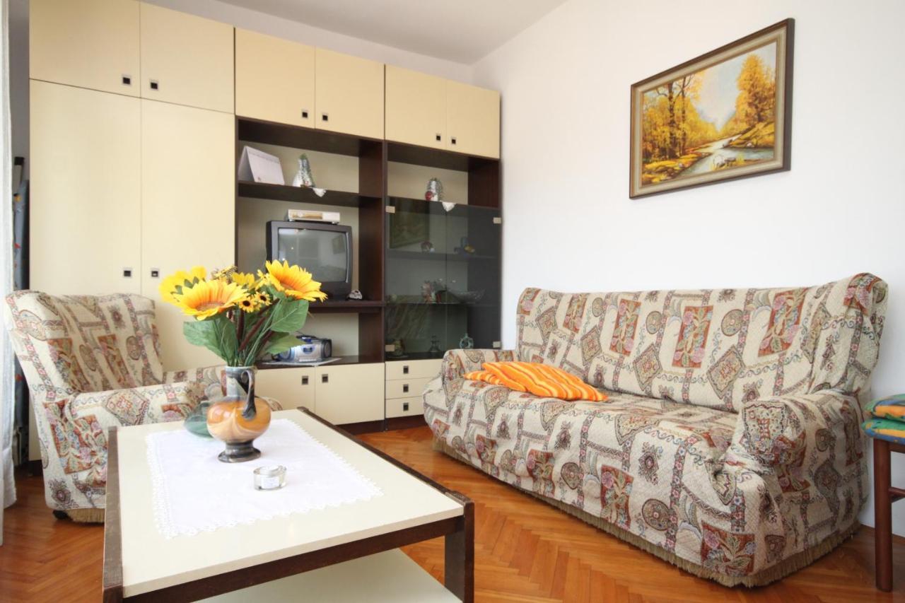 Apartments With A Parking Space Umag - 7066 ภายนอก รูปภาพ