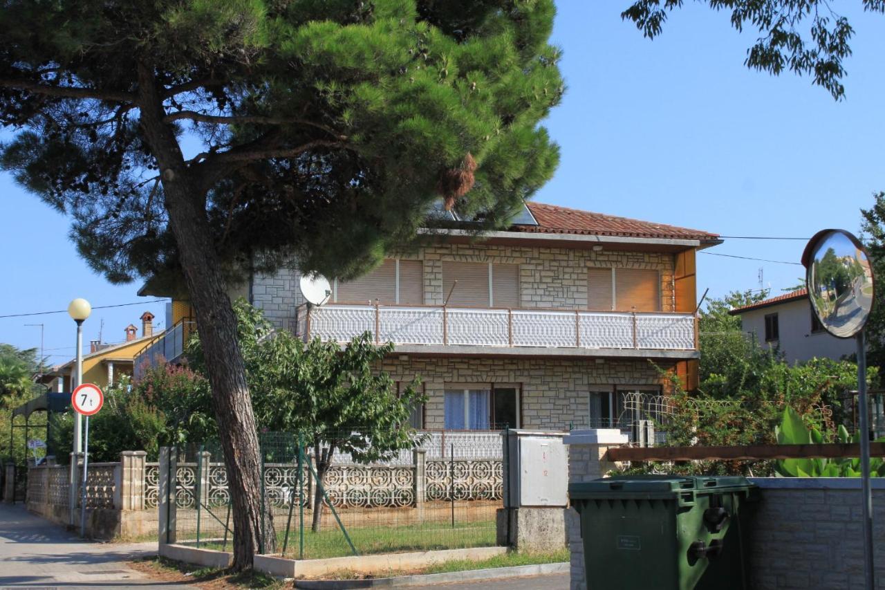 Apartments With A Parking Space Umag - 7066 ภายนอก รูปภาพ