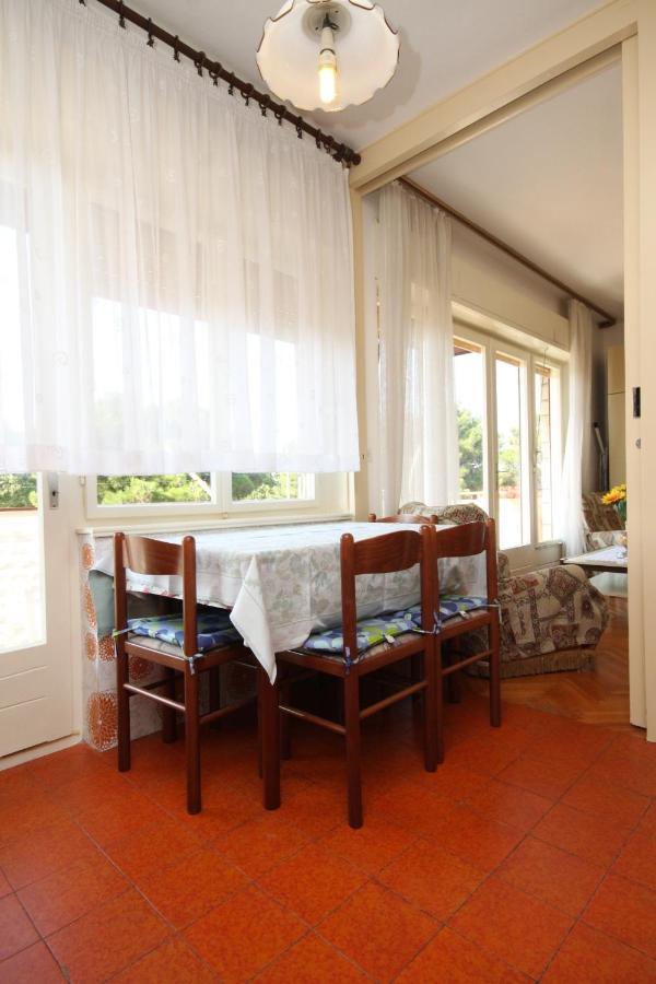 Apartments With A Parking Space Umag - 7066 ภายนอก รูปภาพ