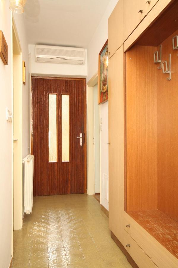 Apartments With A Parking Space Umag - 7066 ภายนอก รูปภาพ