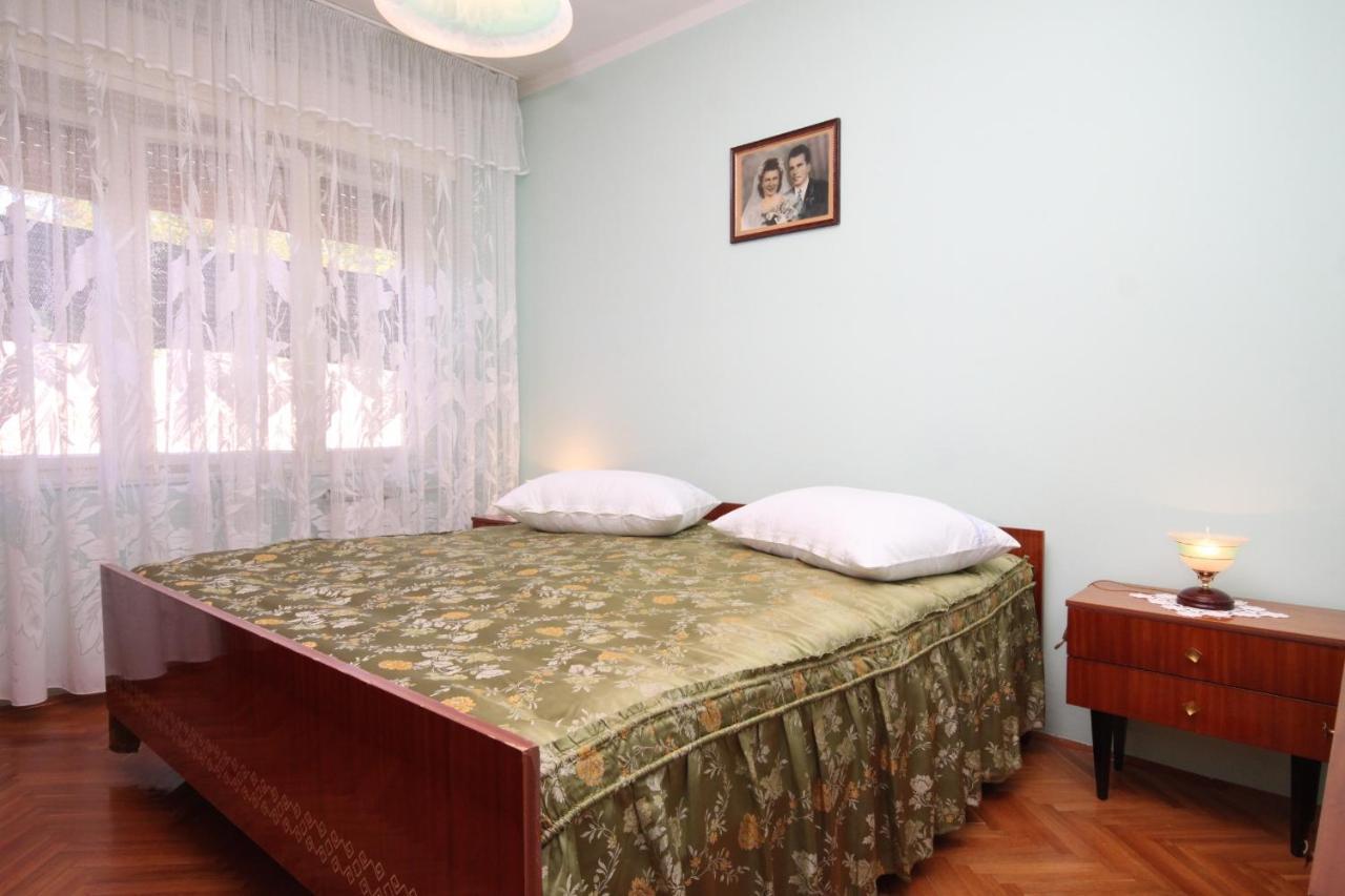 Apartments With A Parking Space Umag - 7066 ภายนอก รูปภาพ